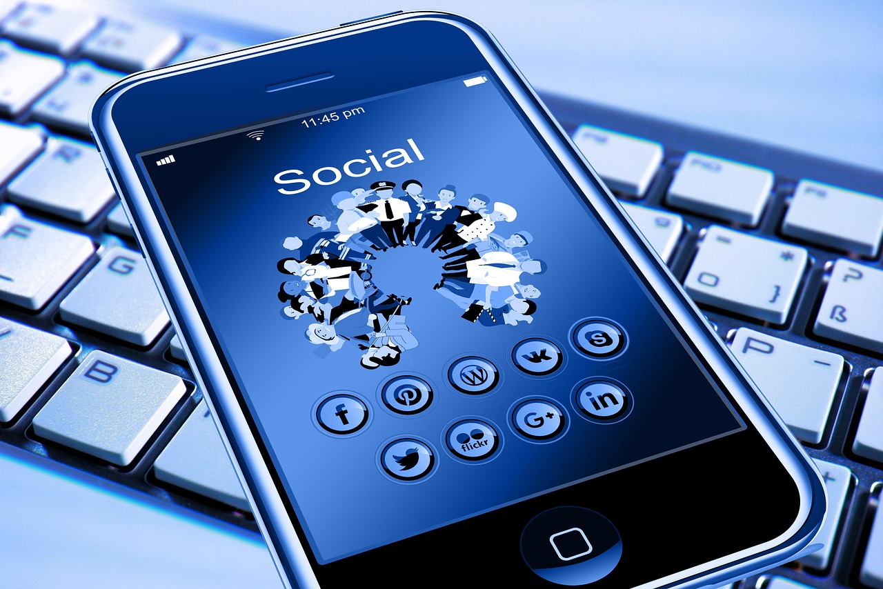 network, social, social network, technology, mobile, smartphone, keyboard, app, internet, logo, facebook, marketing, analysis, concept, implementation, work, success, successful, idea, competence, solution, solutions, motivation, planning, service, vision, goal, google, social networking, networking, social media, icon, website, presentation, multimedia computer, company, laptop, social media, social media, social media, social media, social media